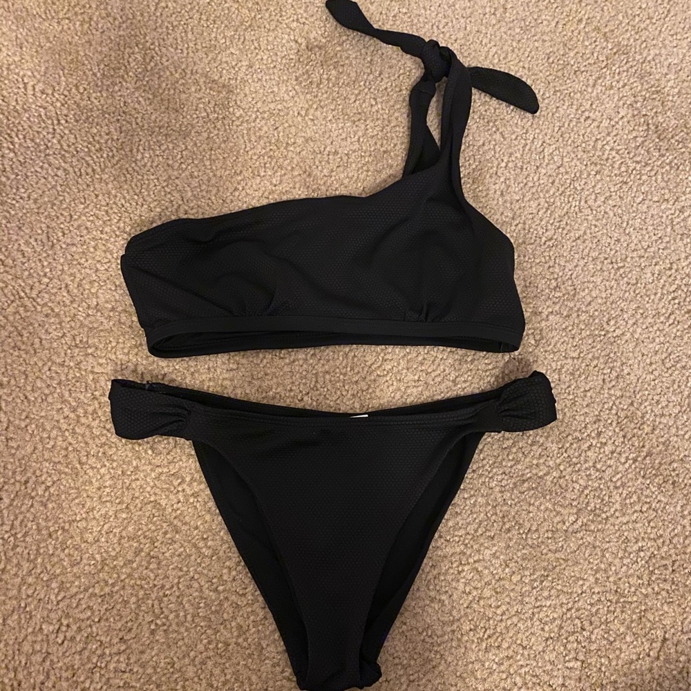 Somedays Lovin One Shoulder Bikini Set